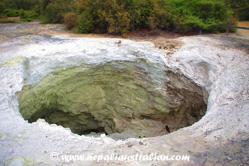 Rotorua and Wai-O-Tapu (2)